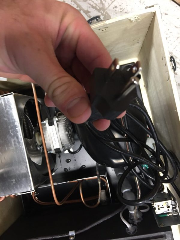 BRAND NEW REFRIGERATION DECK / UNIT - Image 3