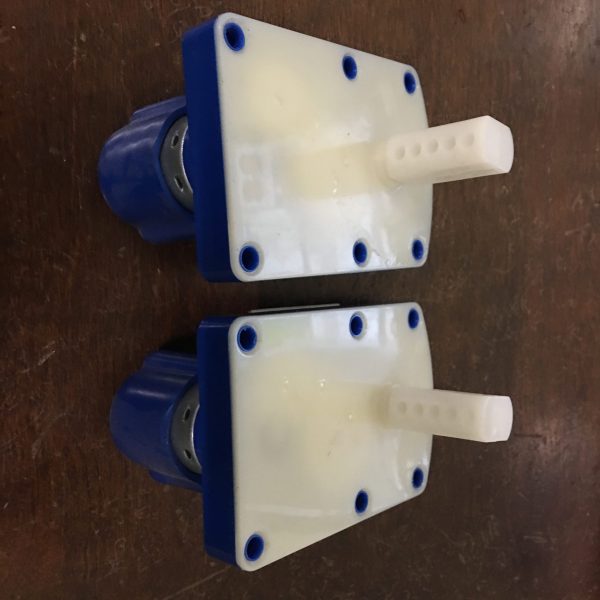 2 BLUE SEAGA / PURCO / PLANET ANTARES CAN / BOTTLE OR SNACK MOTOR - Image 3