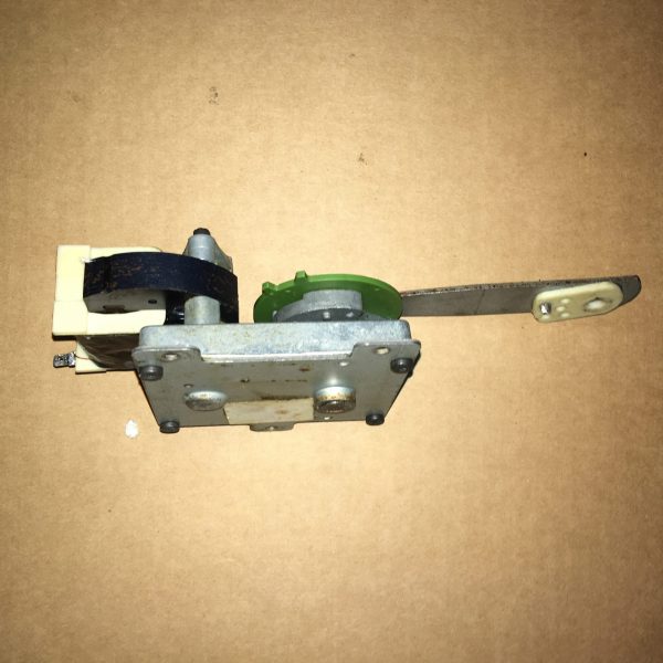 VENDO SODA MACHINE MOTOR WITH ARM GREEN CAM - Image 3