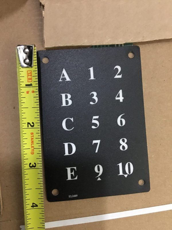 SEAGA BLACK AND WHITE KEYPAD 3"W X  4 L"